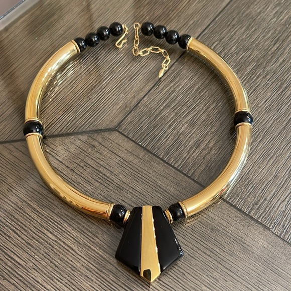 Vintage 1987 Avon “Modern Elegance” Black & Gold Tubular Necklace - Picture 2 of 16